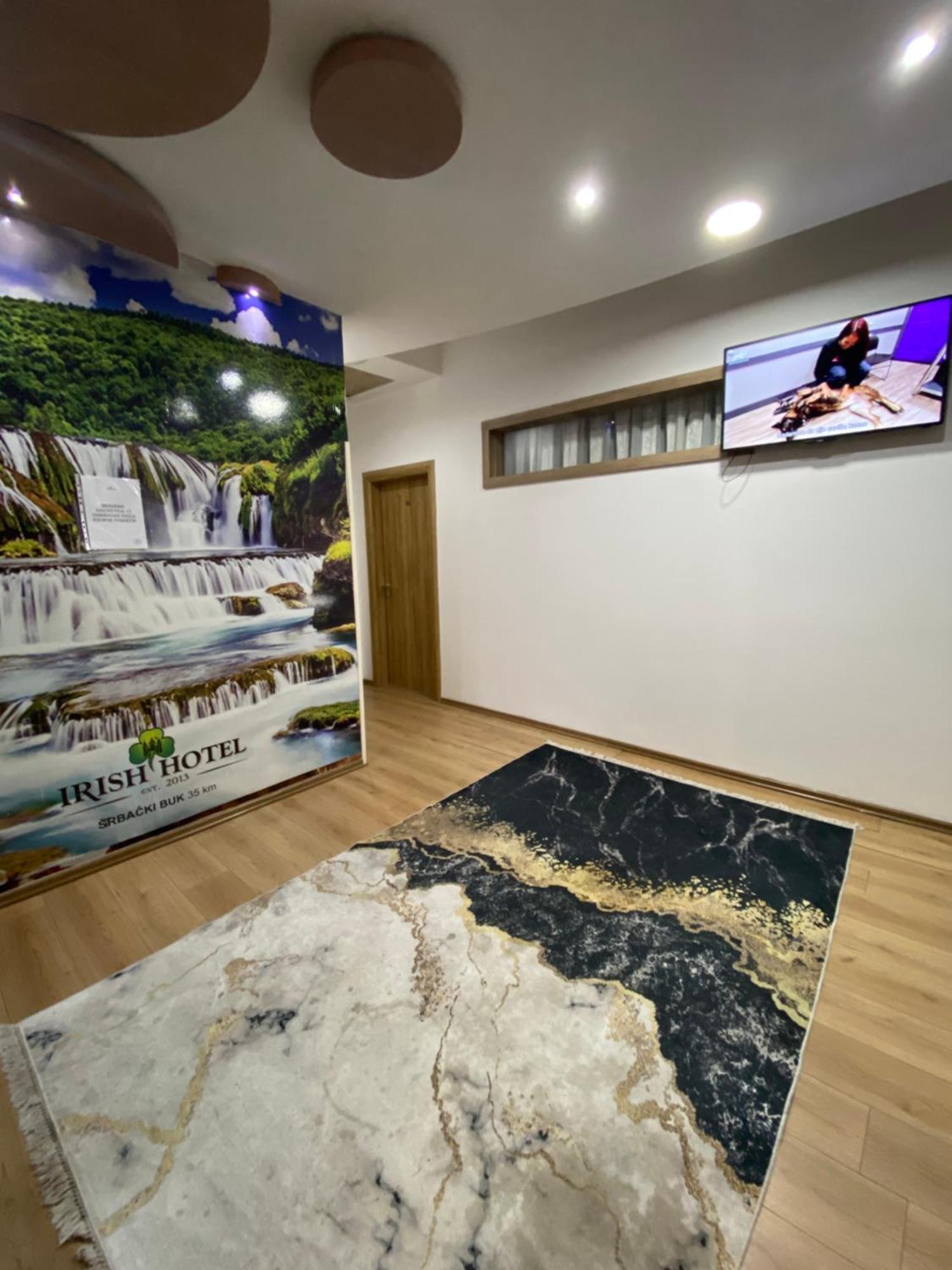 Hotel Irish بيهاتش المظهر الخارجي الصورة