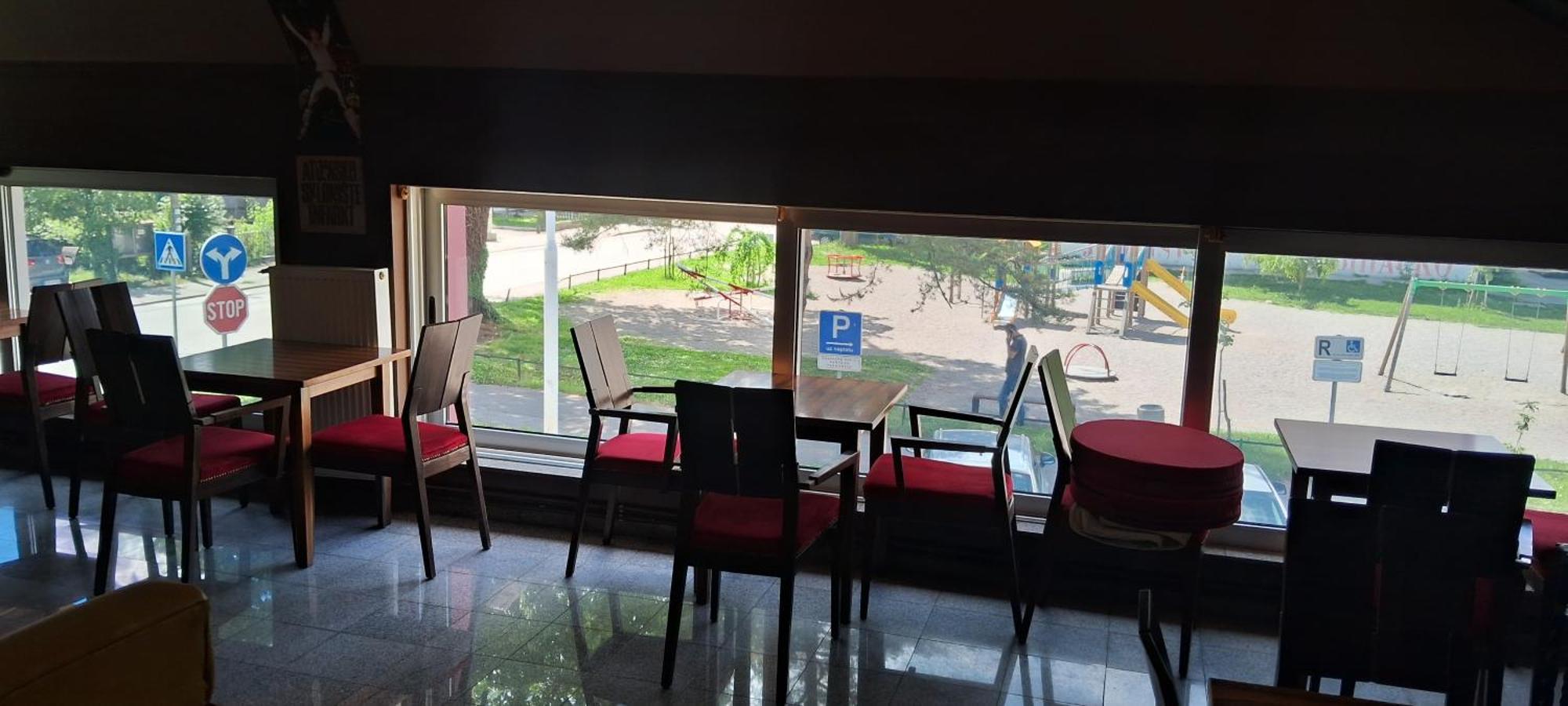 Hotel Irish بيهاتش المظهر الخارجي الصورة