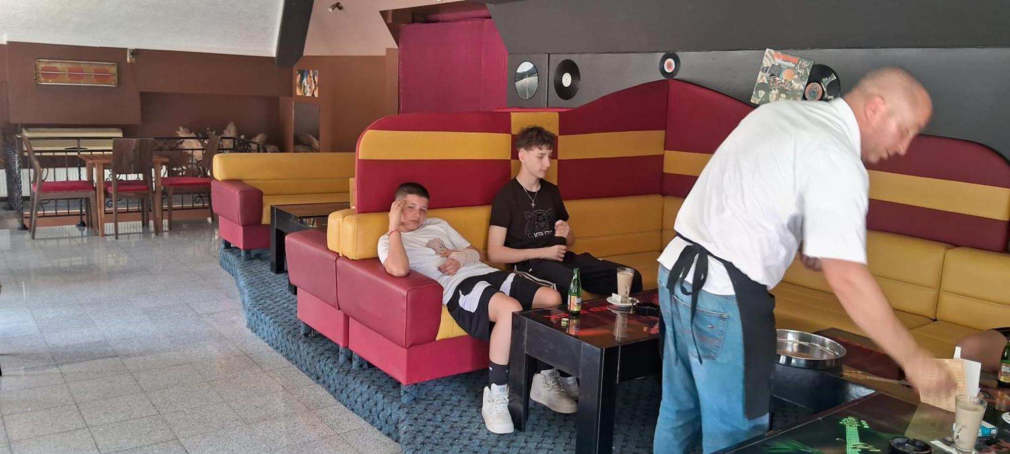 Hotel Irish بيهاتش المظهر الخارجي الصورة